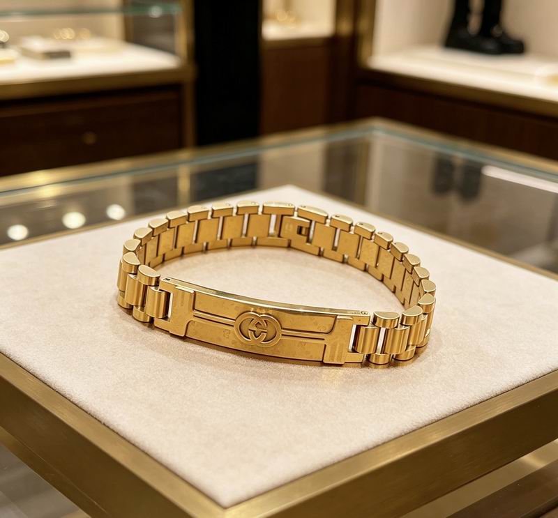 Gucci Bracelet 06yxs39